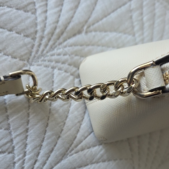 kate spade Cream Crossbody Bag with Gold Chain - Picture 4 of 9